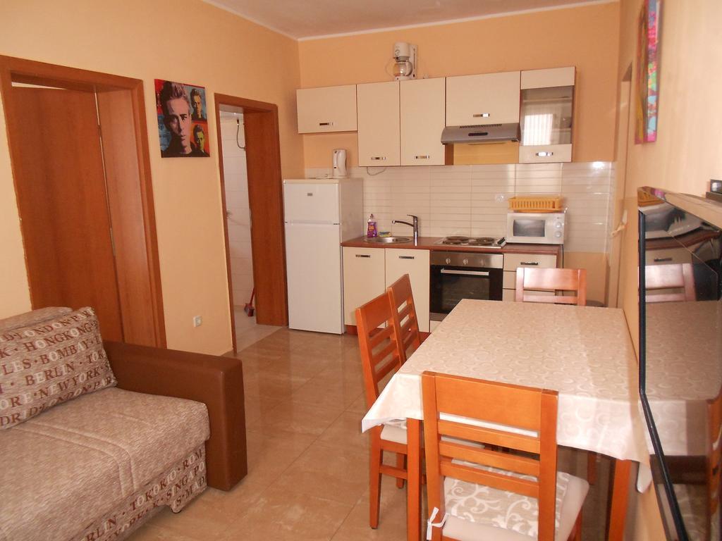 Apartments Burazer Šibenik Exterior foto